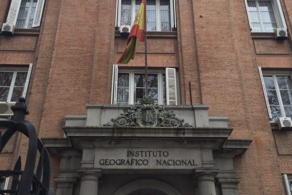 Reunion del colegio con el director de CNIG