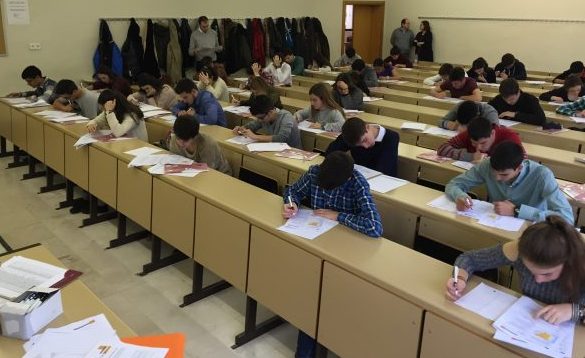 La Universidad Complutense de Madrid otorgará matrícula gratuita a los ganadores de las Olimpiadas La Universidad Complutense de Madrid otorgará matrícula gratuita a los ganadores de las Olimpiadas
